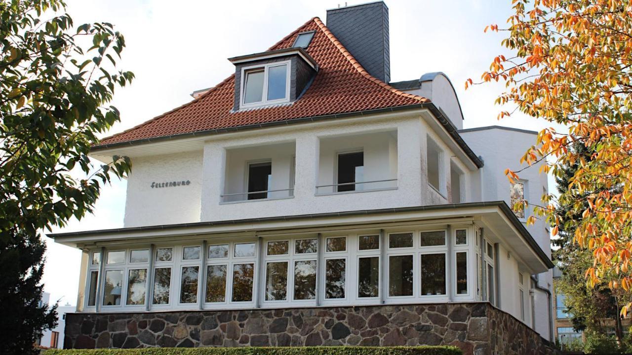 Pematra Villa Felsenburg Fewo Gartenblick 吕贝克 外观 照片